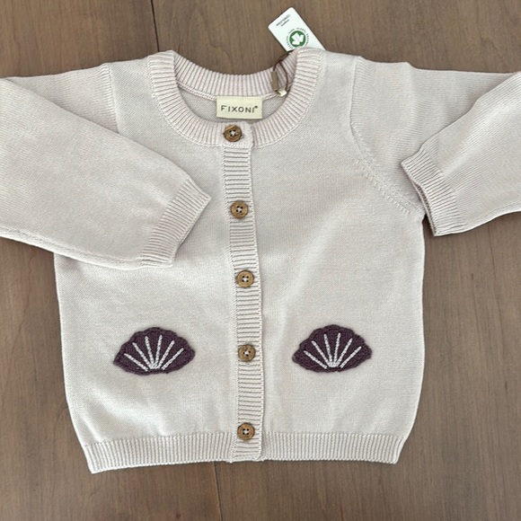 Fixoni Beige Cardigan with Shell Design - Picture 5 of 7